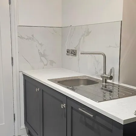 Abi's World - 23 Kilmartin Grove Green, Hollystown, Dublin 15 Gasthof