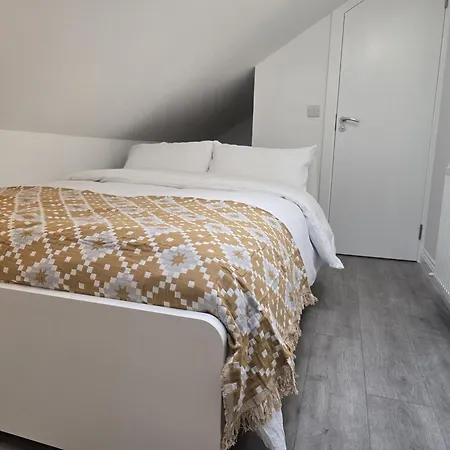 Abi's World - 23 Kilmartin Grove Green, Hollystown, Dublin 15 * Tyrrelstown