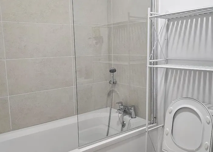 Fogadó Abi's World - 23 Kilmartin Grove Green, Hollystown, Dublin 15 Tyrrelstown