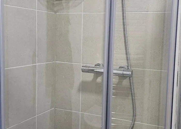 Abi's World - 23 Kilmartin Grove Green, Hollystown, Dublin 15 여관 Tyrrelstown