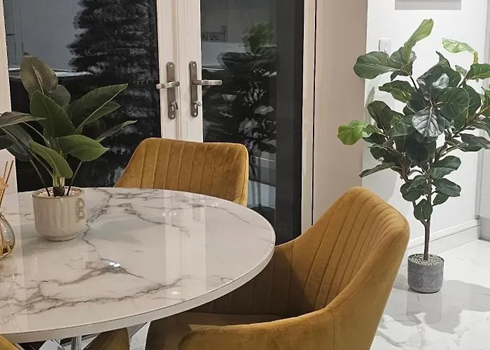 Abi's World - 23 Kilmartin Grove Green, Hollystown, Dublin 15 Tyrrelstown