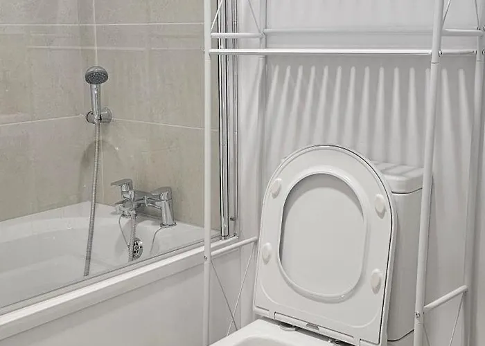 Abi's World - 23 Kilmartin Grove Green, Hollystown, Dublin 15 Fogadó